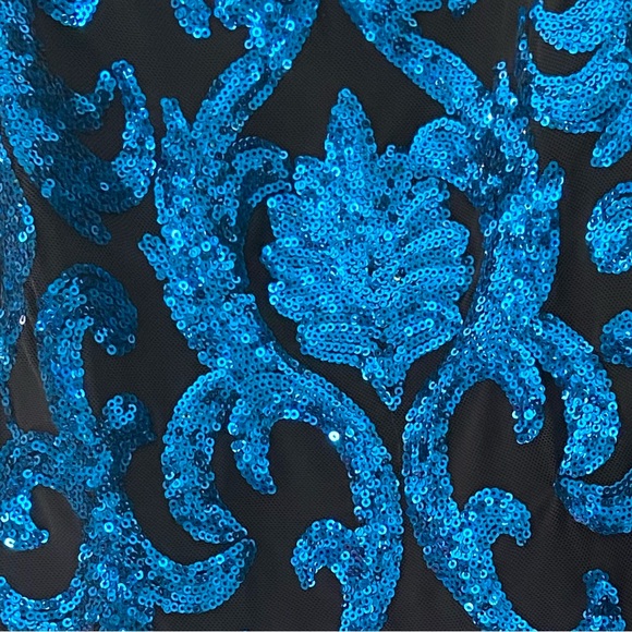 M homecoming dress - Picture 2 of 2